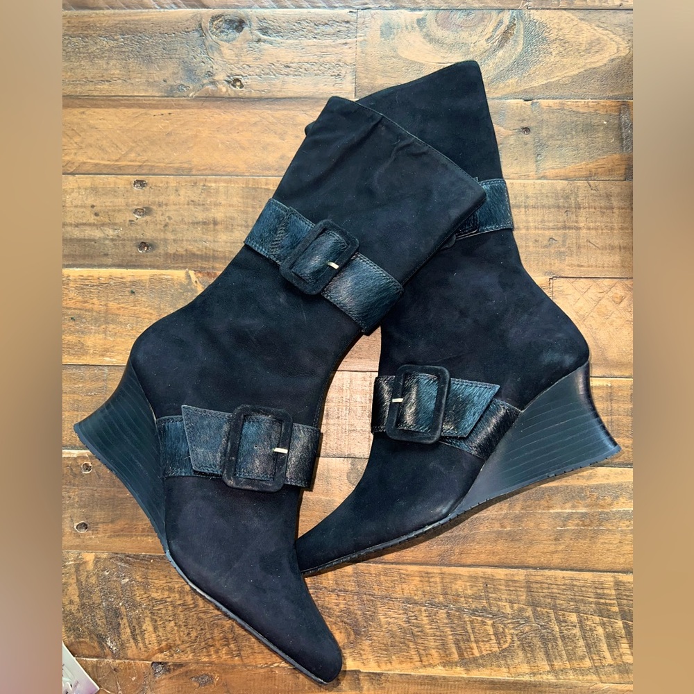 Donald J Pliner Boots 👢